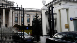 Sahte Diploma Skandalı: B&uuml;y&uuml;kel&ccedil;i G&ouml;revden Alındı