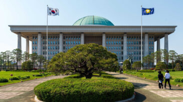 Sahte Haber Karşıtı Yasa Tasarısına Onay &Ccedil;ıktı