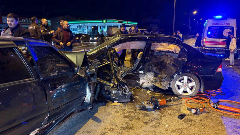 Sakarya'da Feci Kaza: 1 Ölü, 2 Yaralı