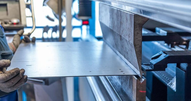 Sanayicilerden &Ccedil;in &Ccedil;eliğine Ek Vergi Tepkisi