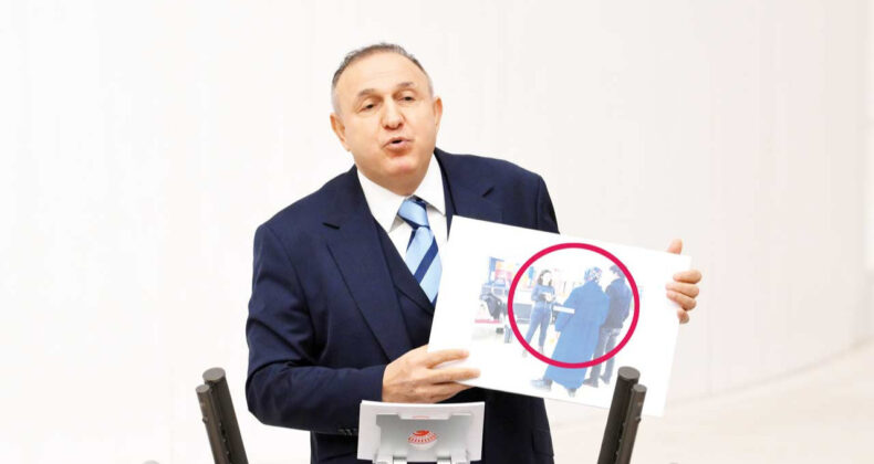 Sarayın Duvarları Bu Kadar Kalın Mı?