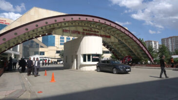 Siirt merkezli "Resmi Belgede Sahtecilik" ve "R&uuml;şvet" Soruşturmasında 19 Zanlı Tutuklandı