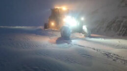 Siirt'te Kar Yağışı Nedeniyle 15 K&ouml;y Yolu Kapandı