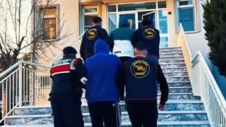 Silahlı Paylaşıma Y&ouml;nelik Operasyon: D&ouml;rt G&ouml;zaltı
