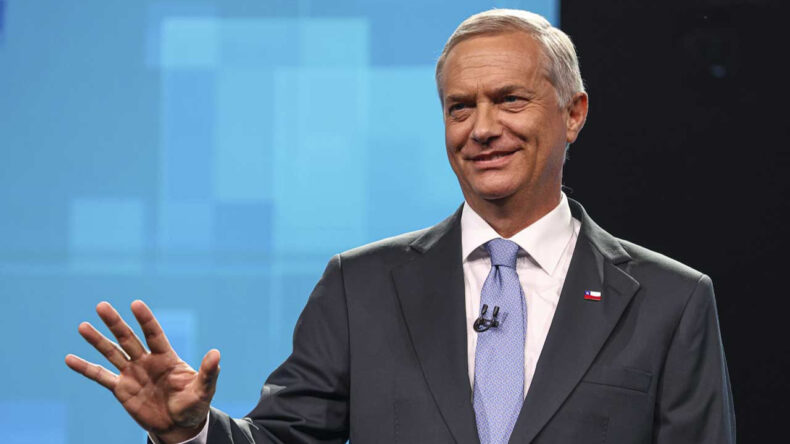 Şili'de Devlet Başkanlığı Seçiminin Galibi Aşırı Sağ Aday Jose Antonio Kast Oldu