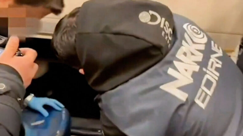 Sınırda 31 Kilo Kokain Ele Ge&ccedil;irildi