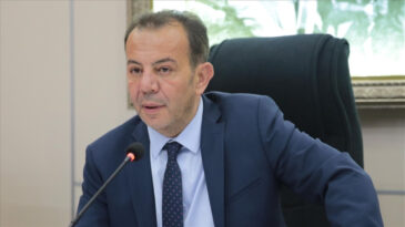 Tanju &Ouml;zcan Helallik İstedi