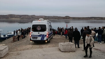 Tekneden D&uuml;şen Gen&ccedil;ten Acı Haber