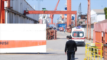Tersanede &Ccedil;&ouml;kme Olayı: İki Yaralı