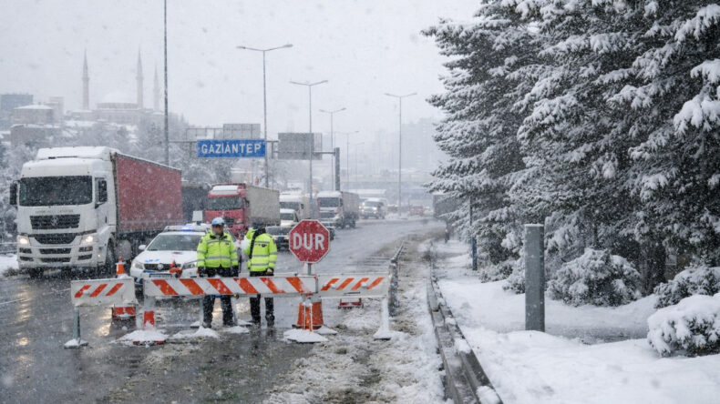 TIR ve Kamyonların Şehir Merkezine Girişi Yasaklandı