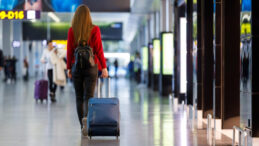 Trump'ın Kararına Yanıt: İki &Uuml;lkeden ABD'lilere Giriş Yasağı