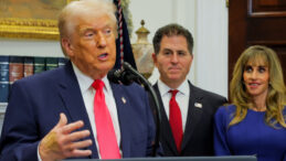 Trump'tan Dikkat &Ccedil;eken "Cadı Avı" A&ccedil;ıklaması