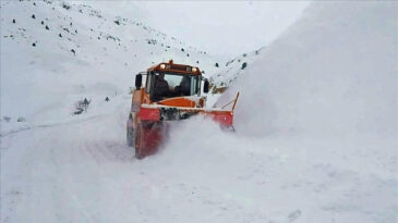 Tunceli'de Taşımalı Eğitime Kar Engeli