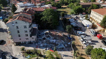 T&uuml;rkiye'de G&uuml;nde 146 Deprem Kaydedildi