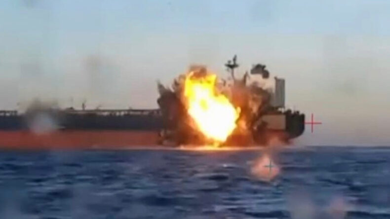 Ukrayna: İki Rus Gemisini Hedef Aldık