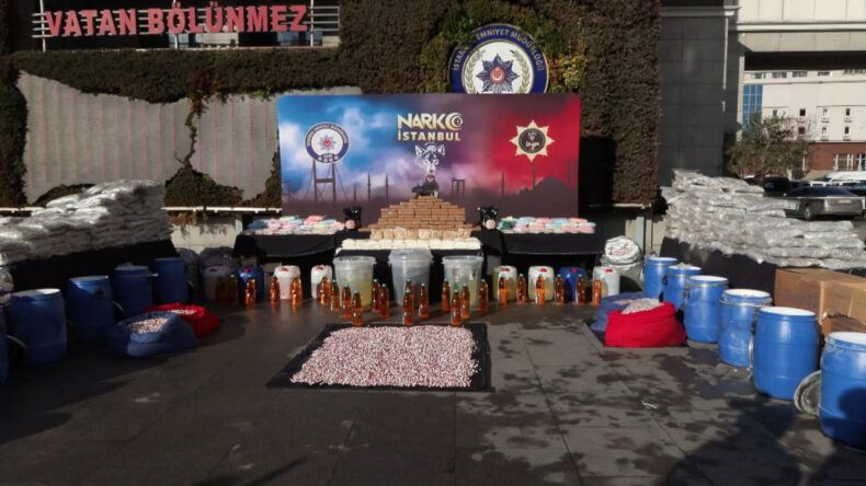 Uyuşturucu Operasyonlarında B&uuml;y&uuml;k Başarı