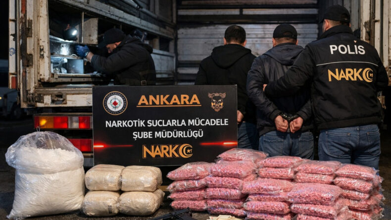 Uyuşturucu Yüklü TIR'a Yapılan Operasyonda İki Gözaltı