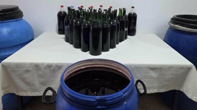 Yılbaşı Öncesi 1 Ton Sahte İçki Ele Geçirildi