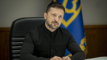 Zelenskiy: ABD askerlerinin Ukrayna&rsquo;da konuşlandırılması g&uuml;&ccedil;l&uuml; bir g&uuml;venlik garantisi olur