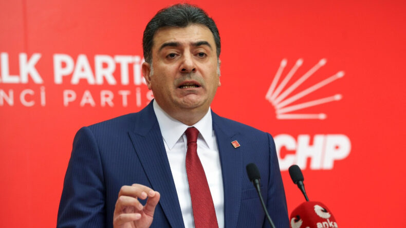 Zeynel Emre: Tayyip Bey Dedesini &Ouml;rnek Almalı