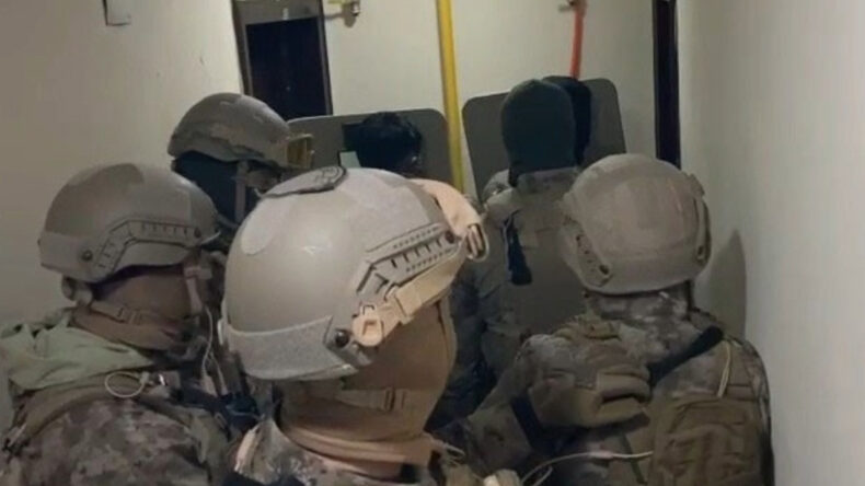 'Daltonlar' ve 'Casperlar'a operasyon: 11 g&ouml;zaltı