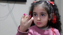 10 Ameliyat Yetmedi, Maddi İmk&acirc;nsızlık Tedaviyi Durdurdu