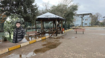 17 yaşındaki &ccedil;ocuk okul bah&ccedil;esinde &ouml;l&uuml; bulundu