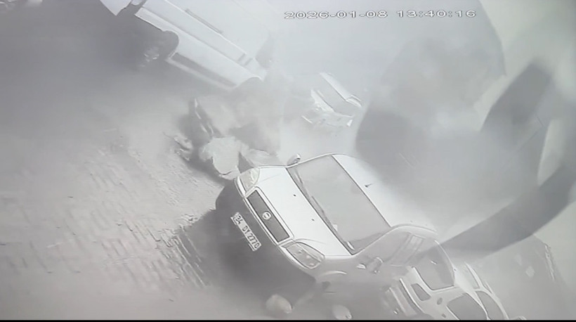 Şişli Paşa Mahallesi'nde Uçan Çatı