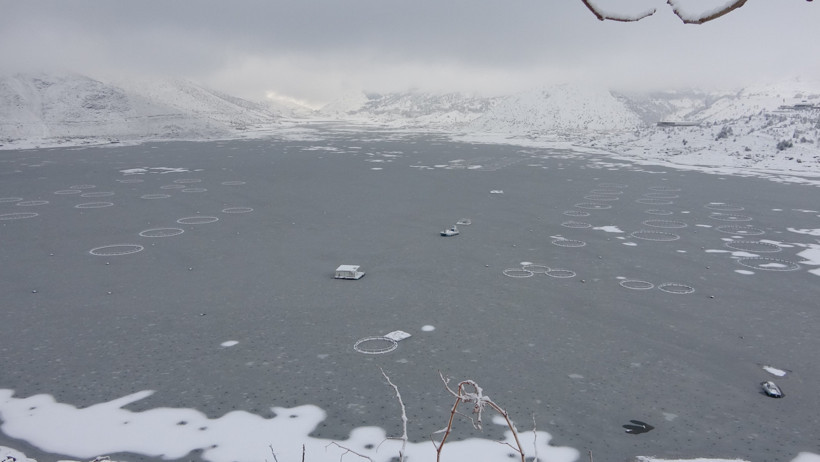 Çat Barajı Donmuş Görünüm