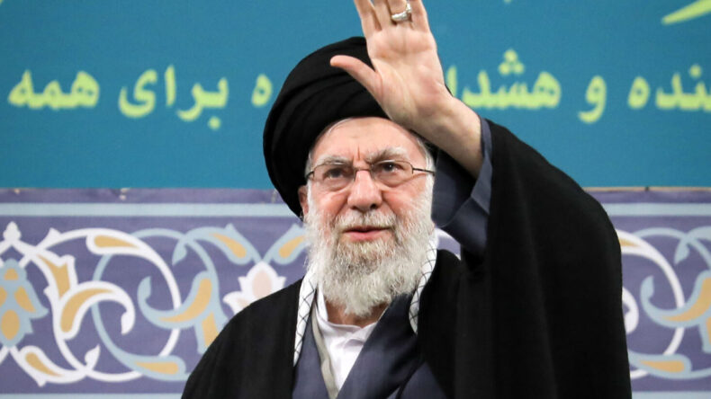 ABD, İran'a Saldıracak Mı? "Hamaney Sığınakta Saklanıyor" İddiası