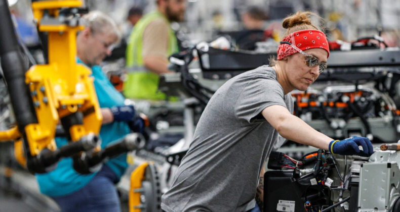 ABD'de Asgari &Uuml;crete Yapılan Zam: İşte Maaş Haritası