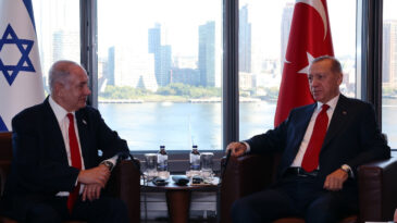 ABD'den T&uuml;rkiye'ye &Ouml;vg&uuml;: Tel Aviv ve Ankara'ya Mesaj