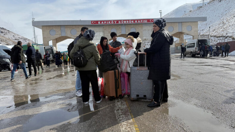 ABD'nin 'terk edin' uyarısı sonrası: İran-T&uuml;rkiye sınırında hareketlilik