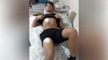 Adana'da 15 Yaşındaki &Ccedil;ocuk Akranları Tarafından D&ouml;v&uuml;l&uuml;p Bı&ccedil;aklandı