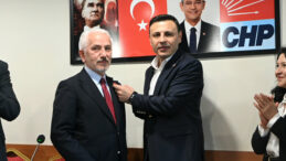 AKP'den İstifa Eden Ekrem Baki, CHP'ye Katıldı