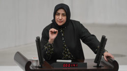 AKP'li &Ouml;zlem Zengin'den 'gariban' a&ccedil;ıklaması