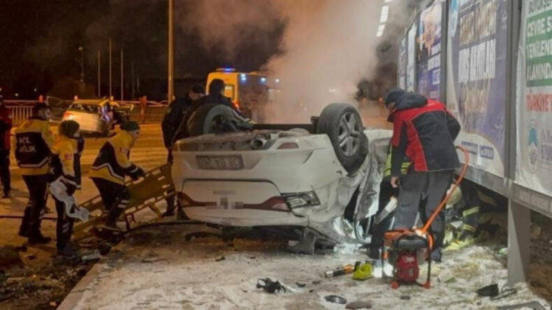 Alev Kapanına D&ouml;nen Ara&ccedil;ta Can Pazarı