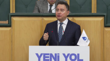 Ali Babacan: Emekle hayat arasındaki bağ artık kopmuştur