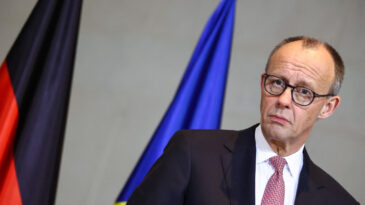 Almanya: Rejimin g&uuml;nleri sayılı