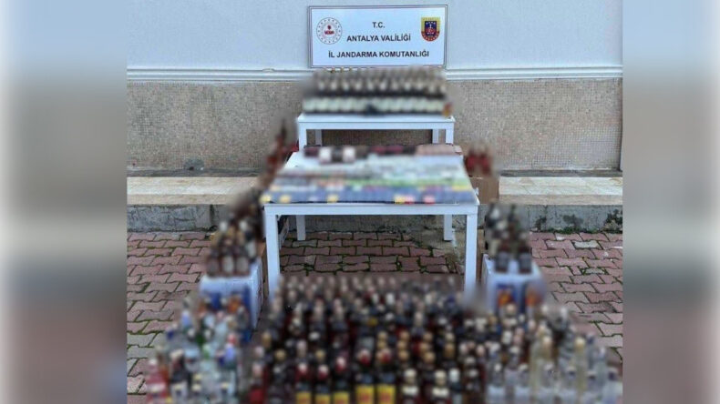 Antalya'da 852 Litre Ka&ccedil;ak Alkol Yakalandı