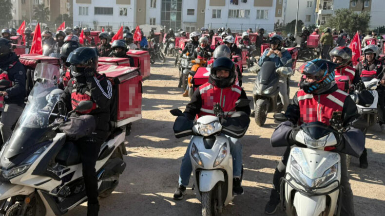 Antalya&rsquo;da Motokuryeler D&uuml;ş&uuml;k Zam Oranına Karşı Eylem Yaptı