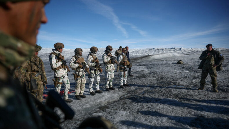 Arktik'teki Askeri G&uuml;&ccedil; Dağılımı