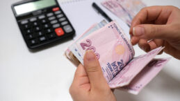 Asgari &Uuml;crette 10 Yılın En K&ouml;t&uuml;s&uuml;