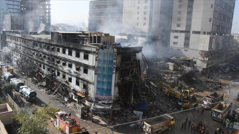 AVM Yangınında Korkun&ccedil; Tablonun Başında: Onlarca &Ouml;l&uuml; ve Kayıp