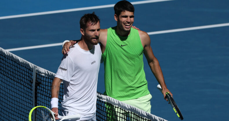 Avustralya A&ccedil;ık&rsquo;ta Alcaraz ve Sabalenka 4. Turda