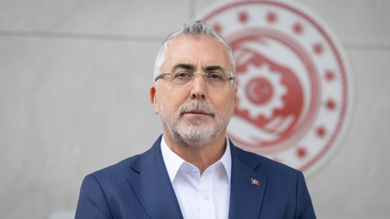 Bakan Işıkhan'dan 'en d&uuml;ş&uuml;k emekli aylığı' a&ccedil;ıklaması: Ortak bir neticeye ulaştık