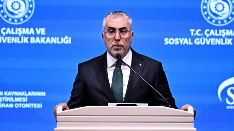 Bakan Işıkhan'dan CHP'nin eylemine tepki