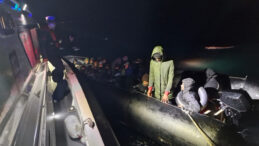 Balıkesir A&ccedil;ıklarında 3'&uuml; &Ccedil;ocuk 29 G&ouml;&ccedil;men Kurtarıldı