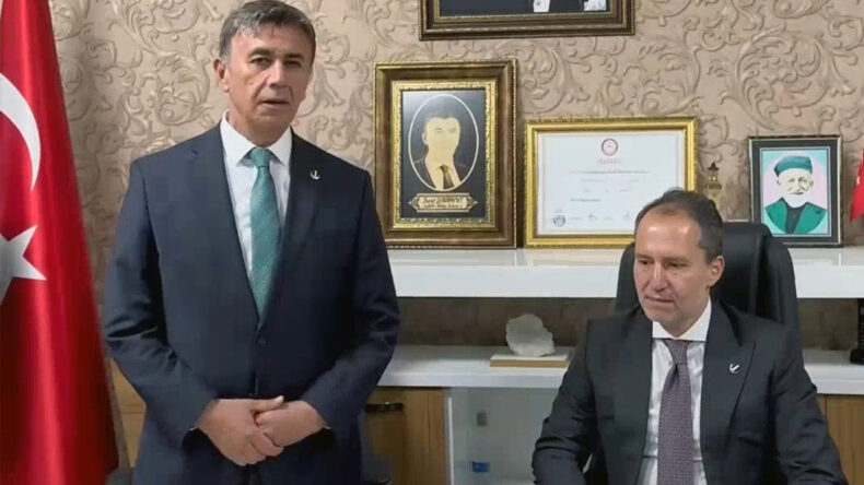 Belediye Başkanı Partisinden İhra&ccedil; Edildi: AKP'ye Ge&ccedil;ti