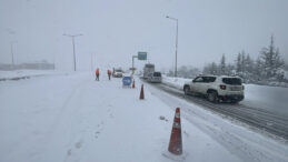 Bolu Ge&ccedil;işinde Trafik Uyarısı: Otoyol Yeniden A&ccedil;ıldı, D-100 Kapatıldı
